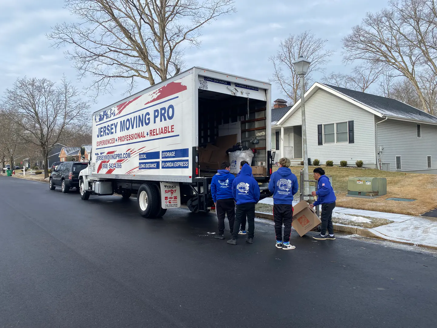 Jersey Moving Pro team at work.
